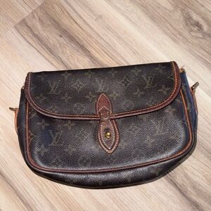 Louis Vuitton Black and Brown Clutch